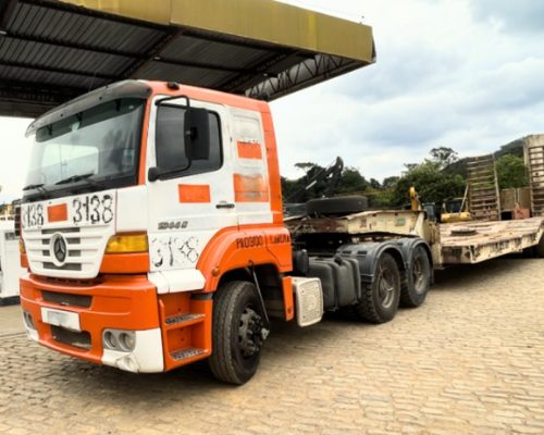 2004 Mercedes Benz 1944S 4x2